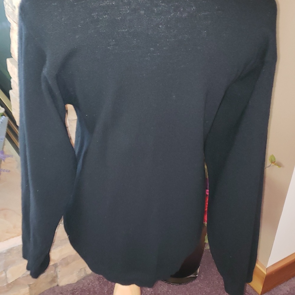 Sweater - Picture 2 of 5